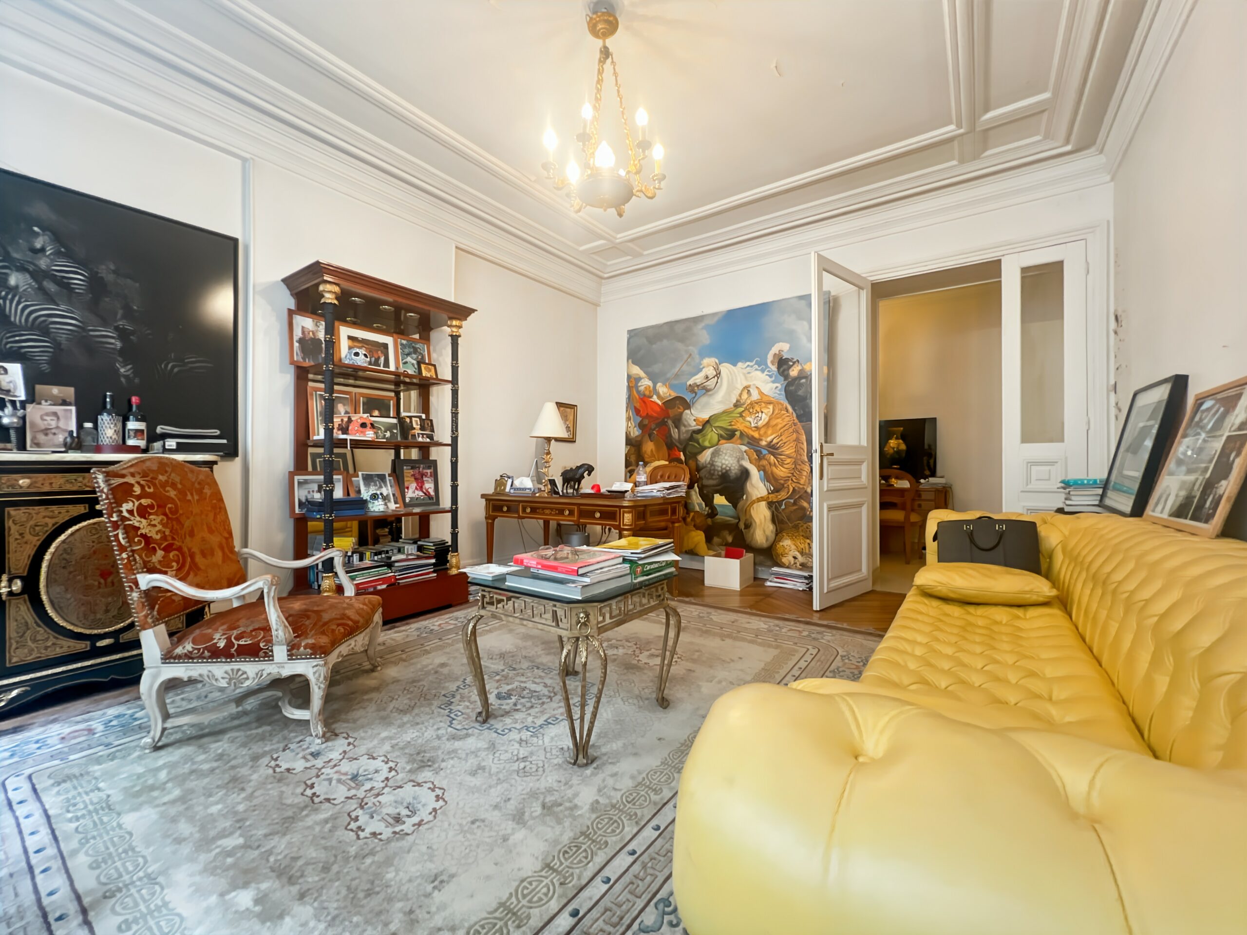 Appartement deux pièces Avenue Montaigne